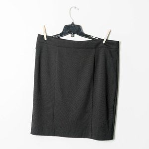 NWOT Unlisted by Kenneth Cole straight skirt - sz 16